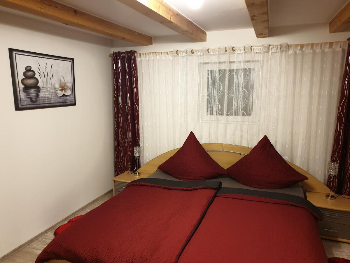 Martin'S Ferienwohnung 林区富尔特 外观 照片