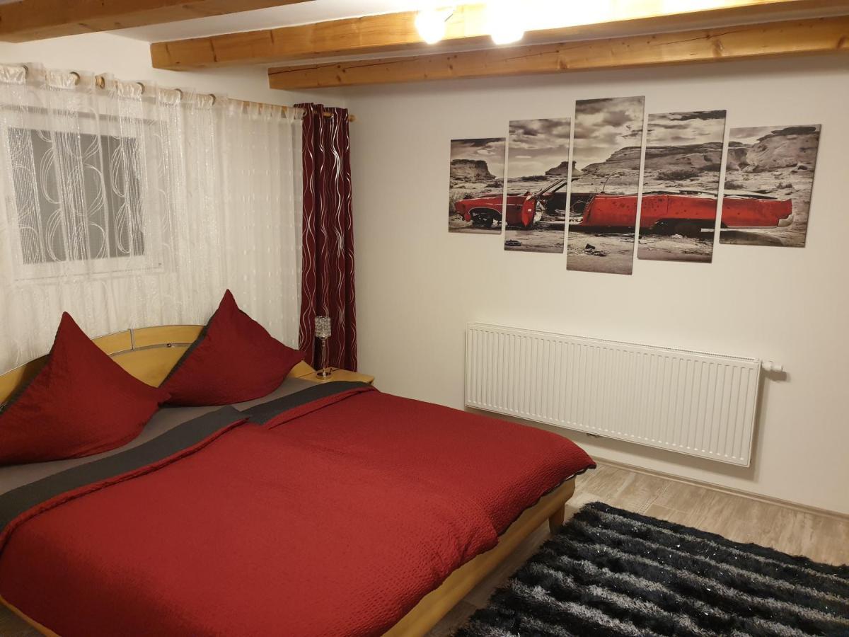 Martin'S Ferienwohnung 林区富尔特 外观 照片